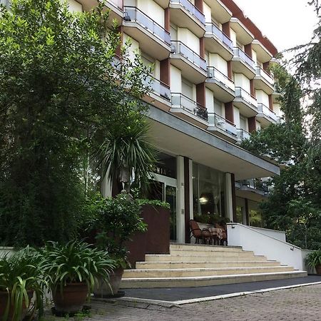 Hotel Terme Vulcania มอนเตกรอตโต แตร์เม ภายนอก รูปภาพ