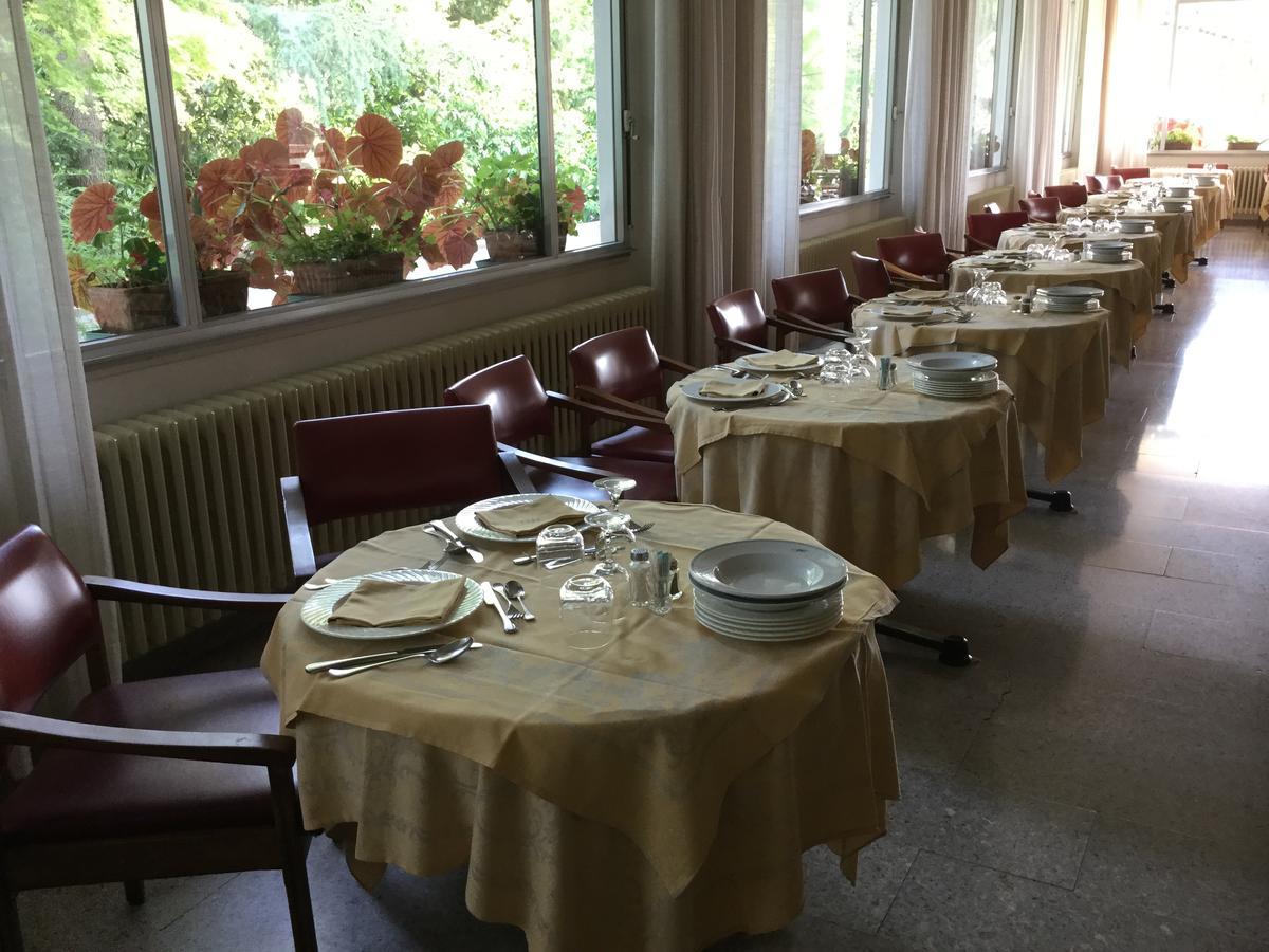 Hotel Terme Vulcania มอนเตกรอตโต แตร์เม ภายนอก รูปภาพ